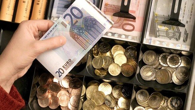 یورو به پوند (EUR/GBP) نزدیک به سطح 0.8650 تثبیت شده است، در حالی که سرمایه‌گذاران منتظر انتشار داده‌های فروش خرده‌فروشی منطقه یورو هستند.